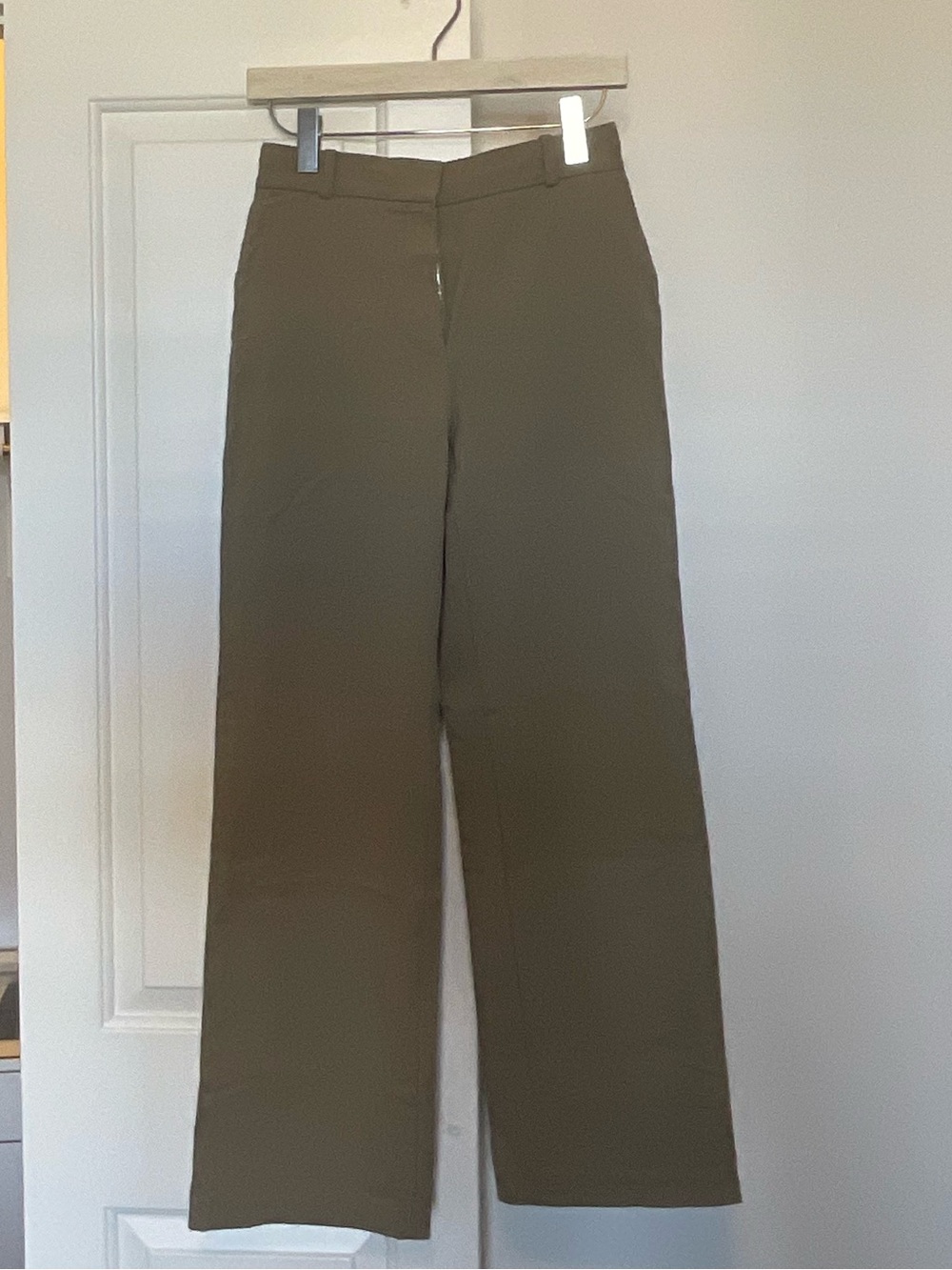 Babaton Agent Pants in Taupe Beige Size 4